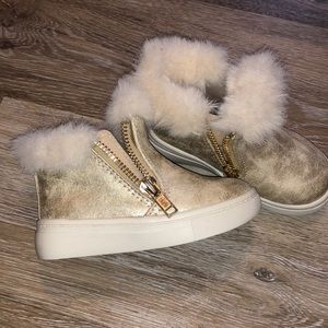 Olive & Edie toddler fur trimmed sneakers